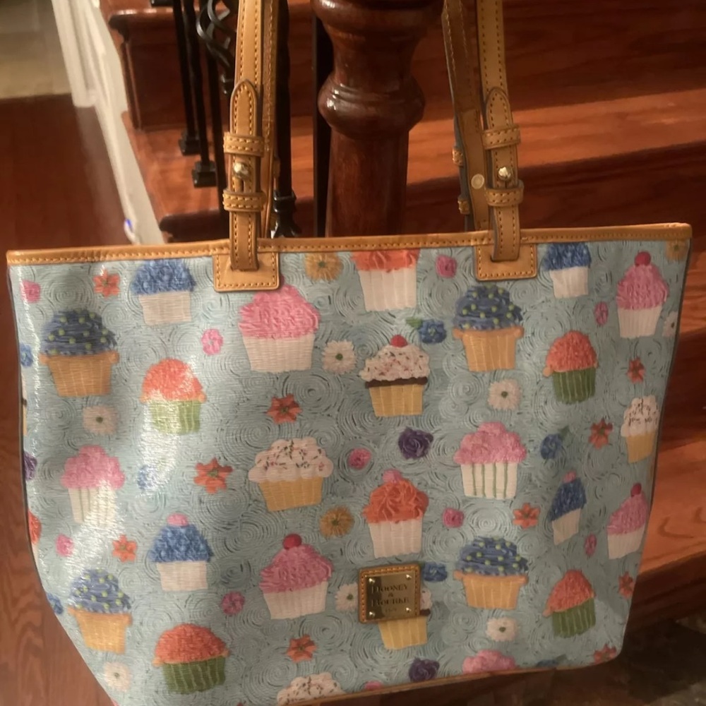 Dooney and Bourke Cupcake Tote Purse No Longer Made Lmtd Edition Price Firm